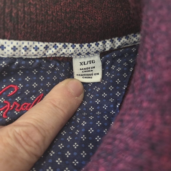 ⭐️Robert Graham Men's Burgundy 1/4 Zip Sweater Size XL - Picture 4 of 4
